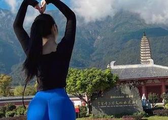微密圈 – 120斤的小王同学的短裙大冒险，高清套图等你来发掘！