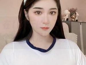 微密圈 – 在120斤的小王同学的高清图包里打个盹，裸足让你身心放松！
