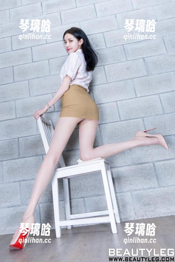 Beautyleg - 水手服套图，Tokki分享：与其刷视频，不如来看她怎样驾驭这种高难度的类型