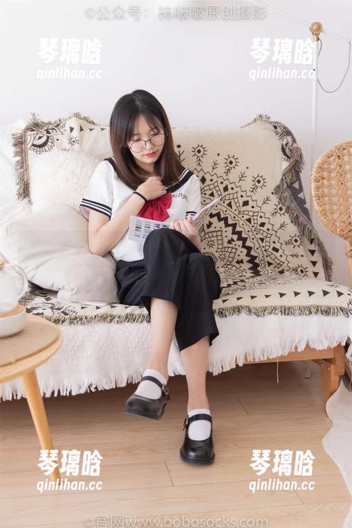 BoBoSocks袜啵啵-小甜豆 BoBoSocks袜啵啵 - 小甜豆在三千青丝与裸足之间,福利状况全面升级!