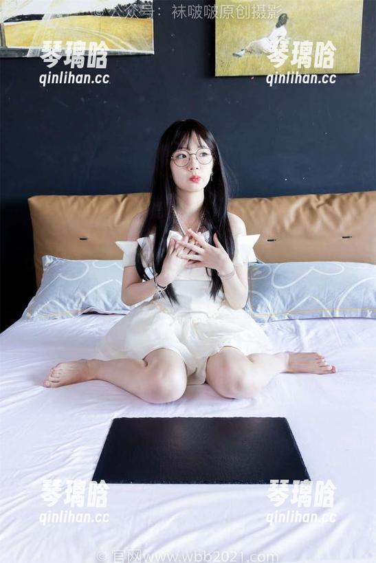 BoBoSocks袜啵啵 - 稚予和她的灰丝，脚尖加固版，你值得拥有的高清图集