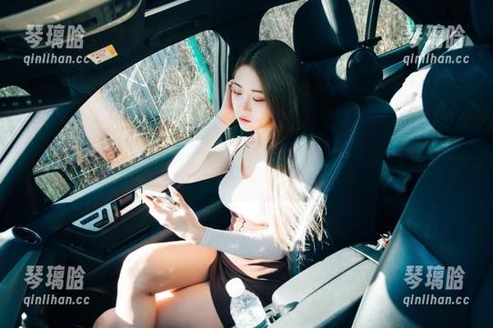 Bomi(普美)的可爱条纹女仆，精选作品集：每次看都觉得小心脏咚咚跳呀。