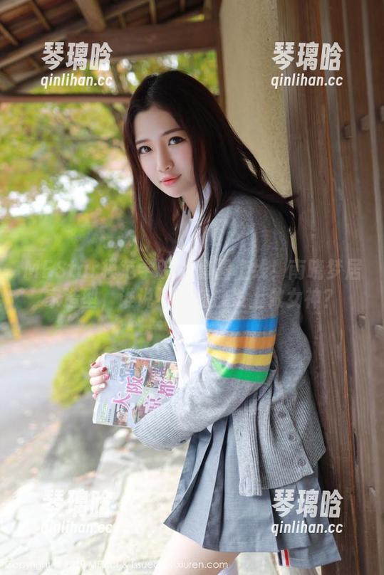 MFStar模范学院 - 套图上线！南晓梦居家造型，谁说不能在沙发上做女神？