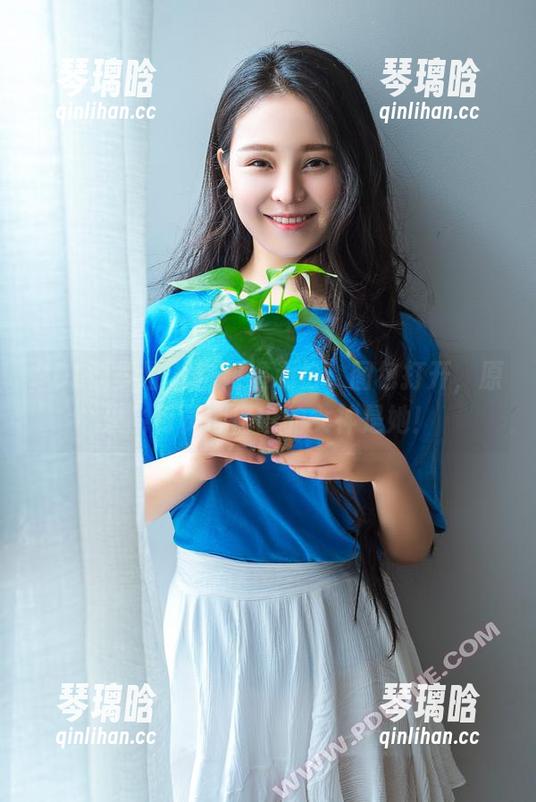 PDL潘多拉 - 空姐温心怡，图包打开，原来飞行员心目中的女神是她！