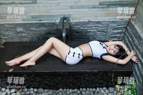 TuiGirl推女郎 - 王依萌——皮衣界的女神，让我在图库里崇拜了一秒钟！