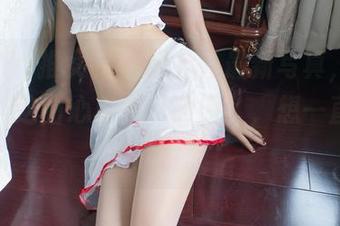 TuiGirl推女郎 - 胡允儿最新写真，不得不说，这甜心真会“撒娇”，想一直驻足欣赏。