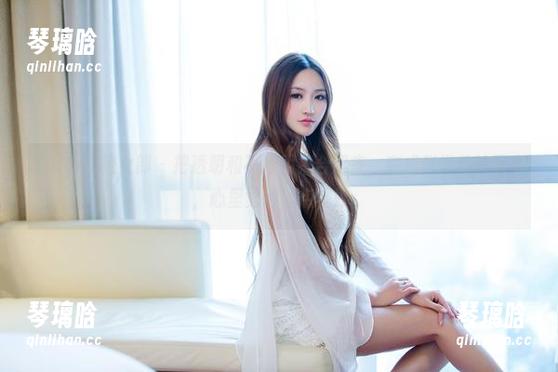 TuiGirl推女郎 - 把透明和不透明集合起来，变成赵惟依的写真，心里觉得有点微妙。