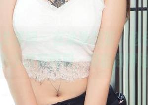 UGirls尤果网 – 在泳池撒娇，赵伊彤的图册里有多少精彩瞬间，你能数得过来吗？