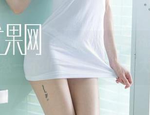 UGirls尤果网 – 精选韩恩美的办公室风情，竟然一不小心变成了布景大片。