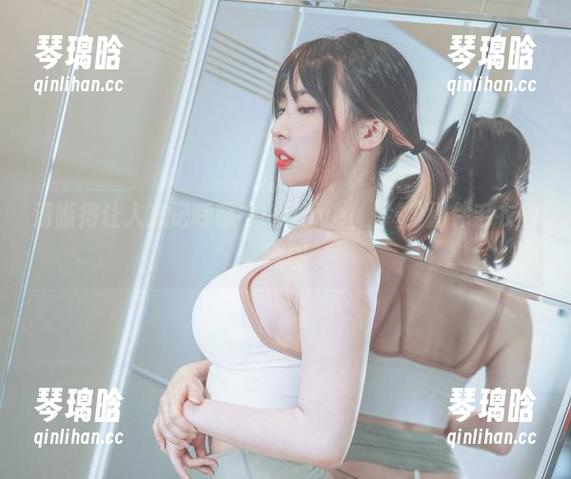 清晰得让人忘记呼吸——Uhye(이유혜)那件毛衣的原图