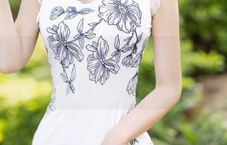 XIAOYU语画界 – 定制你的女神时刻，杨晨晨Yome的图集不止于美丽。