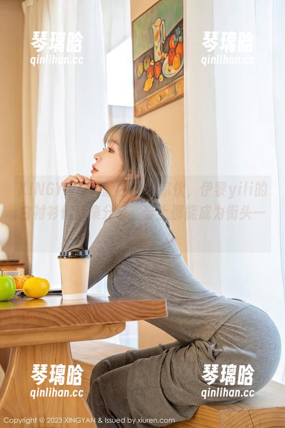 XINGYAN星颜社 - 好家伙，伊黎yili的白衬衫作品集分享，穿上都能成为街头一景！