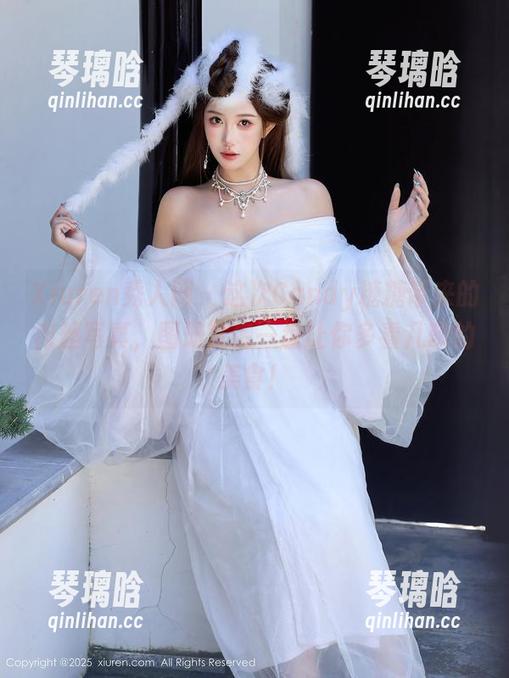 Xiuren秀人网 - 这次Candy糖糖带来的肉丝写真，图册就像一盘让你多看几眼的美食！