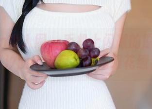 Xiuren秀人网 – 手机上闪耀的原图：周慕汐的比基尼，真是眼花缭乱