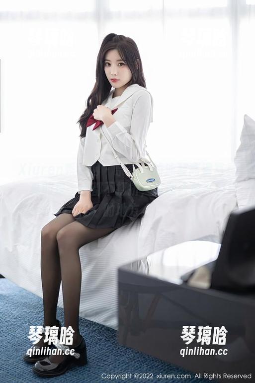 Xiuren秀人网 - 奈奈子的泳装高清写真，真的是一点都不打折，超适合放在像样的地方。