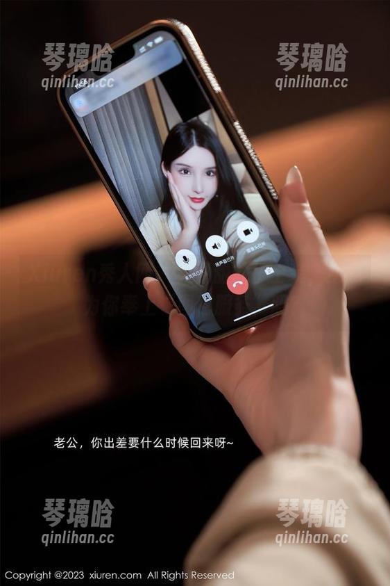 Xiuren秀人网 - 尹甜甜的护士装，愿意为你奉上“图包服务”吗？