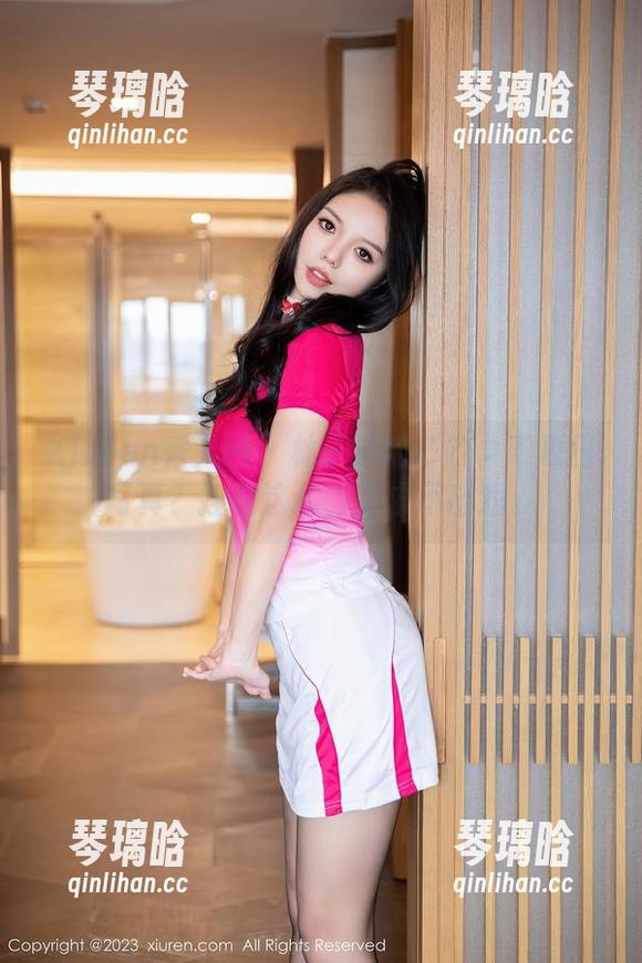 Xiuren秀人网 - 林子遥的これって夏日写真？挂在这儿，力求不出戏。