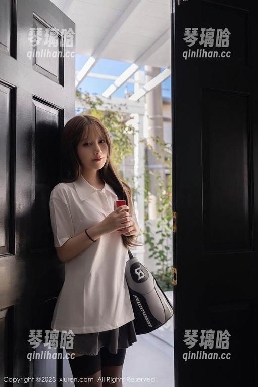 Xiuren秀人网 - 蛋蛋宝穿得很少，高清比基尼写真集，看了让人意外颤抖