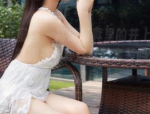 YouMi尤蜜荟 – 高清写真里的井上雪樱：我这辈子能拥有一套这样的套装吗？，一边欣赏一边自黑。