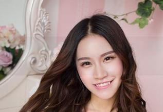 YouWu尤物馆 – 日常题材最新写真：Rebecca_吴颖茵又开始掏心窝了！
