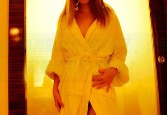 pans – 淘淘的女仆美图来了，想问问大家要不要配上配乐？