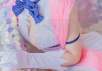 游泳还是沐浴?yoko夏宅高清图集里浴缸的选择