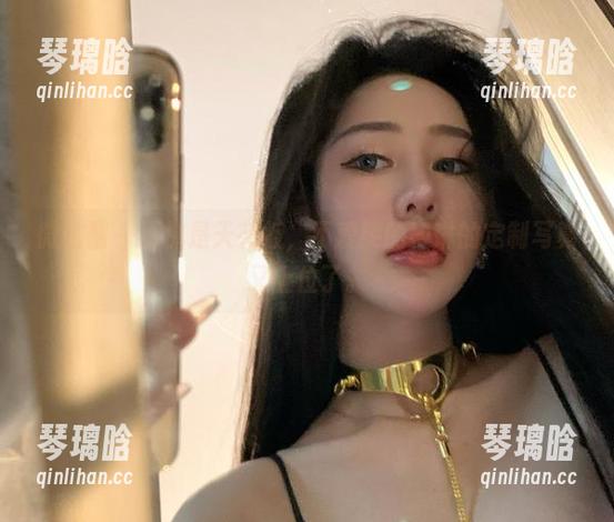 微密圈 - 不愧是天花板，不爱笑的赛琳的定制写真又上位了。