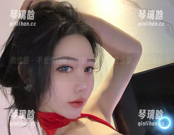 微密圈 - 不爱笑的赛琳的奶牛女仆美图分享，灵感来自于逗趣的一瞬吧？