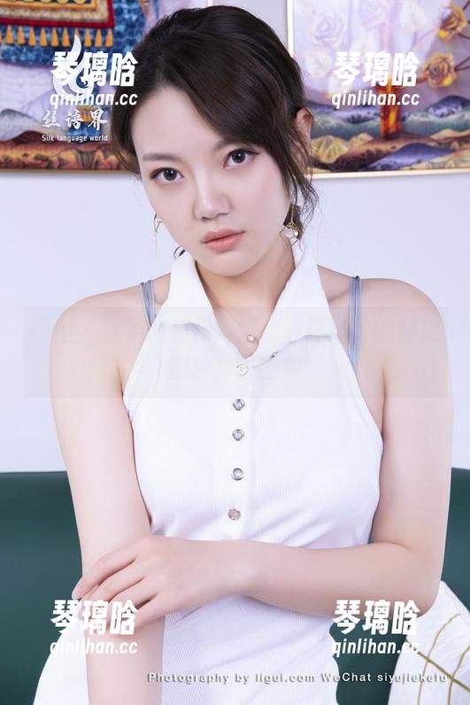 丽柜 - 慕子的旗袍演绎，下载不了的却是那种静谧的美