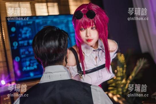 九言 看九言如何把瑜伽贴上了照片的标签,不负这个名字