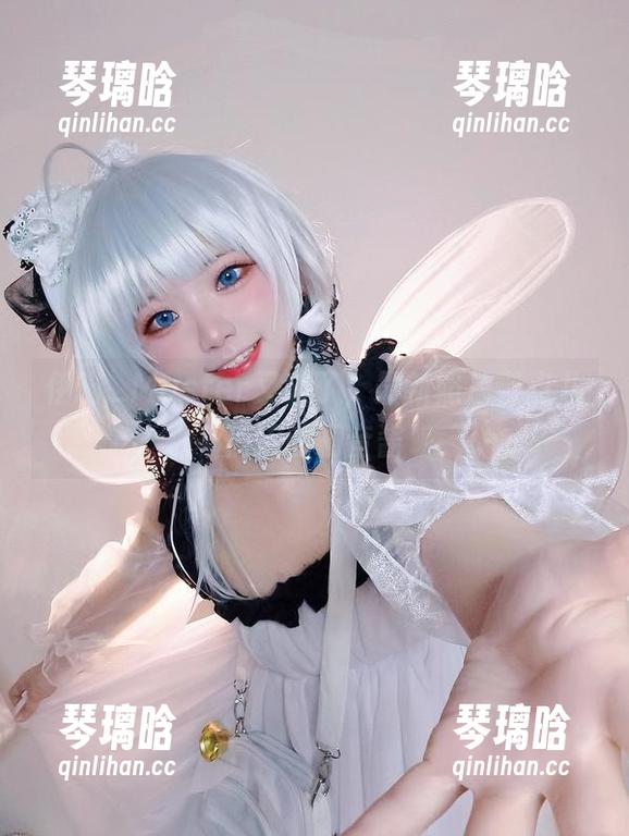 伊喵_Master又来了，最新照片带点儿俏皮的初音酱