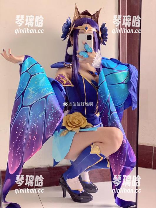 佳佳酱ovo的原图，神社里的古怪巫女角色，你会信不信？