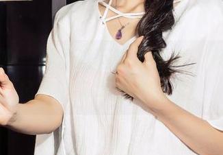 克拉女神 – 盈盈这回真敢尝试，灰丝图包精选的奢华感在哪里？