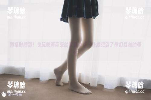 兔玩映画 图集时间到!兔玩映画带来的紫色lo裙,让我想到了奇幻森林的美好