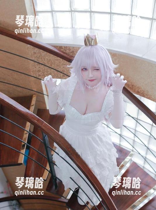 千夜未来 千夜未来的眼镜美图最新旅程,不想错过的画面收藏吧!