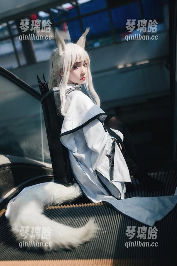 南桃Momoko 南桃Momoko的天使写真:该有多美才能不被抓去当天使?