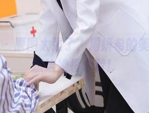 微密圈 – 原图太强了，周妍希的美足写真想给她投个赞！