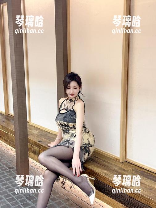 微密圈 - 美图在线，周妍希的黑白系列，让我想起那些旧照片