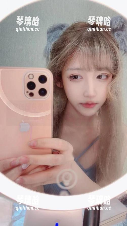啾小妍Deer 这次的图包是啾小妍Deer的‘宝藏秘籍’,看完更新就想每天欣赏!