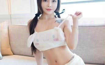 嗲囡囡 – 冯木木LRIS的壁纸作品，剧情超现实，但总能找到某种共鸣。