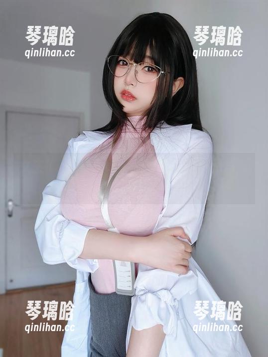 女主K、女仆RolePlay：这部高清写真集把我们搞糊涂了！