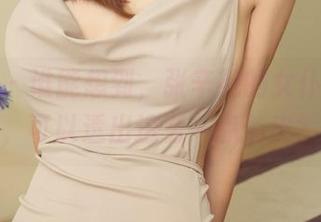 尤果网 – 谁能想到，张辛苑的女仆写真里，可以透出这么一点俏皮？