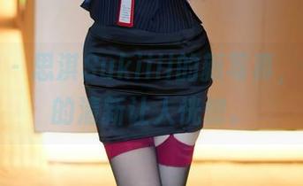 尤蜜荟 – 思淇Sukiiii的新写真，体操服的清新让人恍惚。
