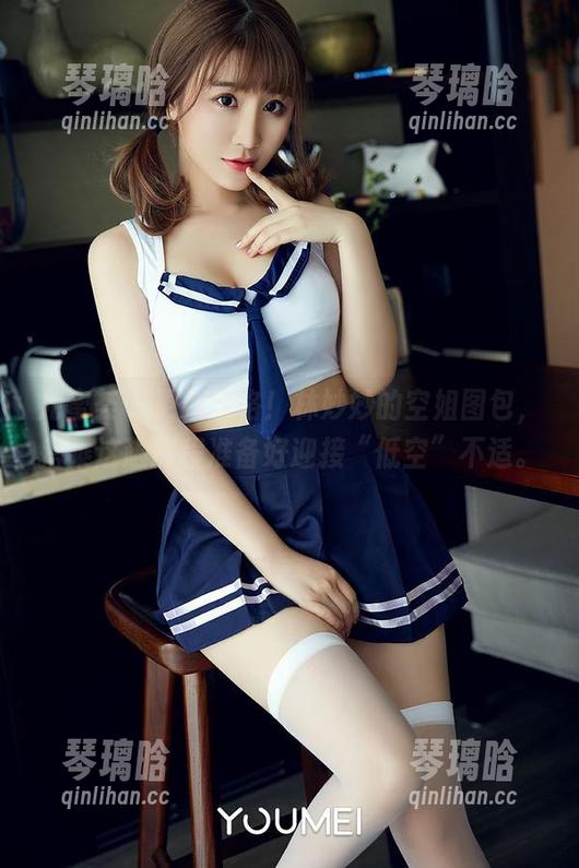 尤蜜荟 - 更新来咯！林妙妙的空姐图包，搭乘这趟旅程准备好迎接“低空”不适。