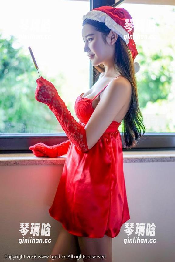 推女神 - 施忆佳的黑白美图，让我想起那个秋天的午后，淡淡的温柔。