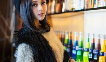 推女神 – 梁莹Sugar的和服好像在舞动，作品里有种魔力，不知你发现了没？