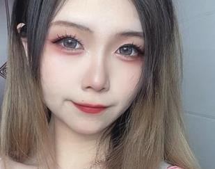 结果末夜787的这套礼服把我惊呆，图包直接收藏，完全不讲道理。