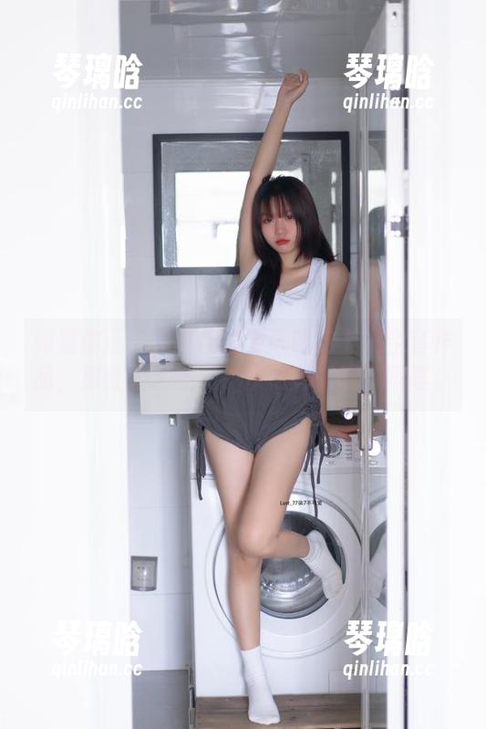如果你还没见过柒柒要乖哦这美腿全套作品，那就太落魄了，快点补课吧，嘿嘿。