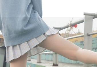 梦丝女神 – 回忆合集再掀热潮，乔儿的黑色校服更新，你敢不敢冒险一试？