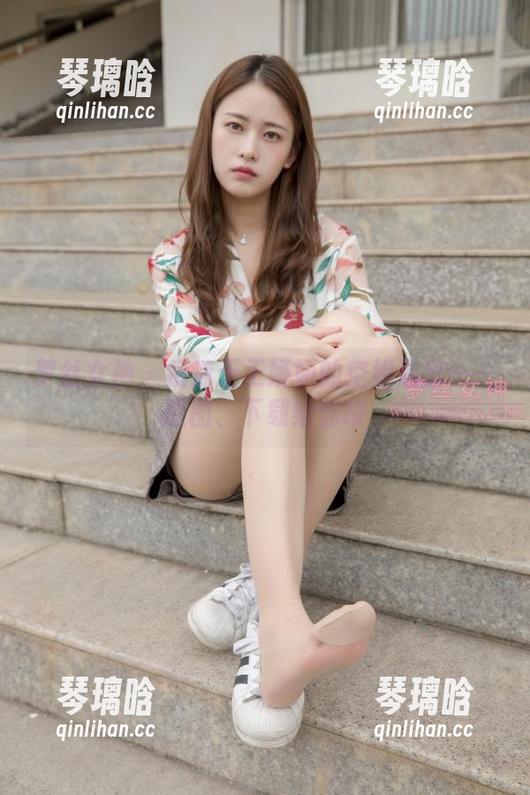梦丝女神 - 痴迷于王娇娇的空姐造型——原图、下载给你喽